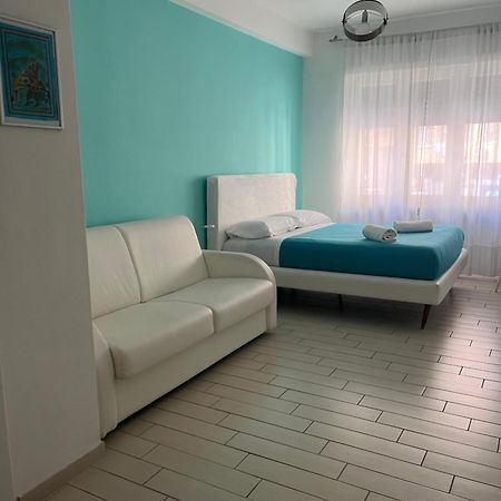 Vomerooms Naples Luaran gambar