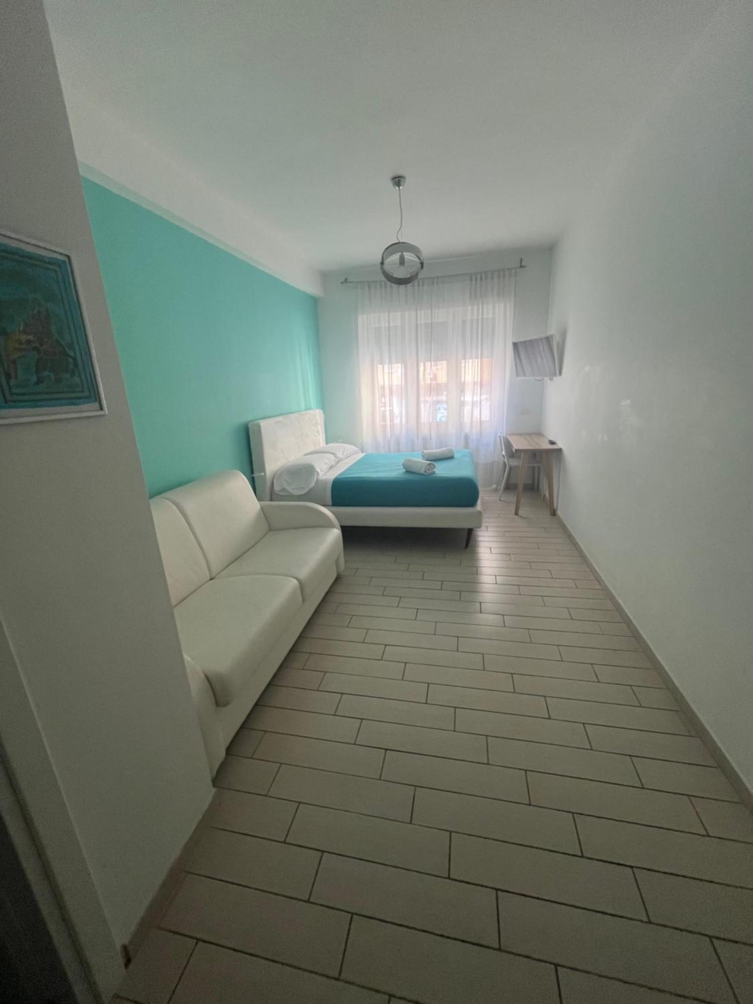 Vomerooms Naples Luaran gambar