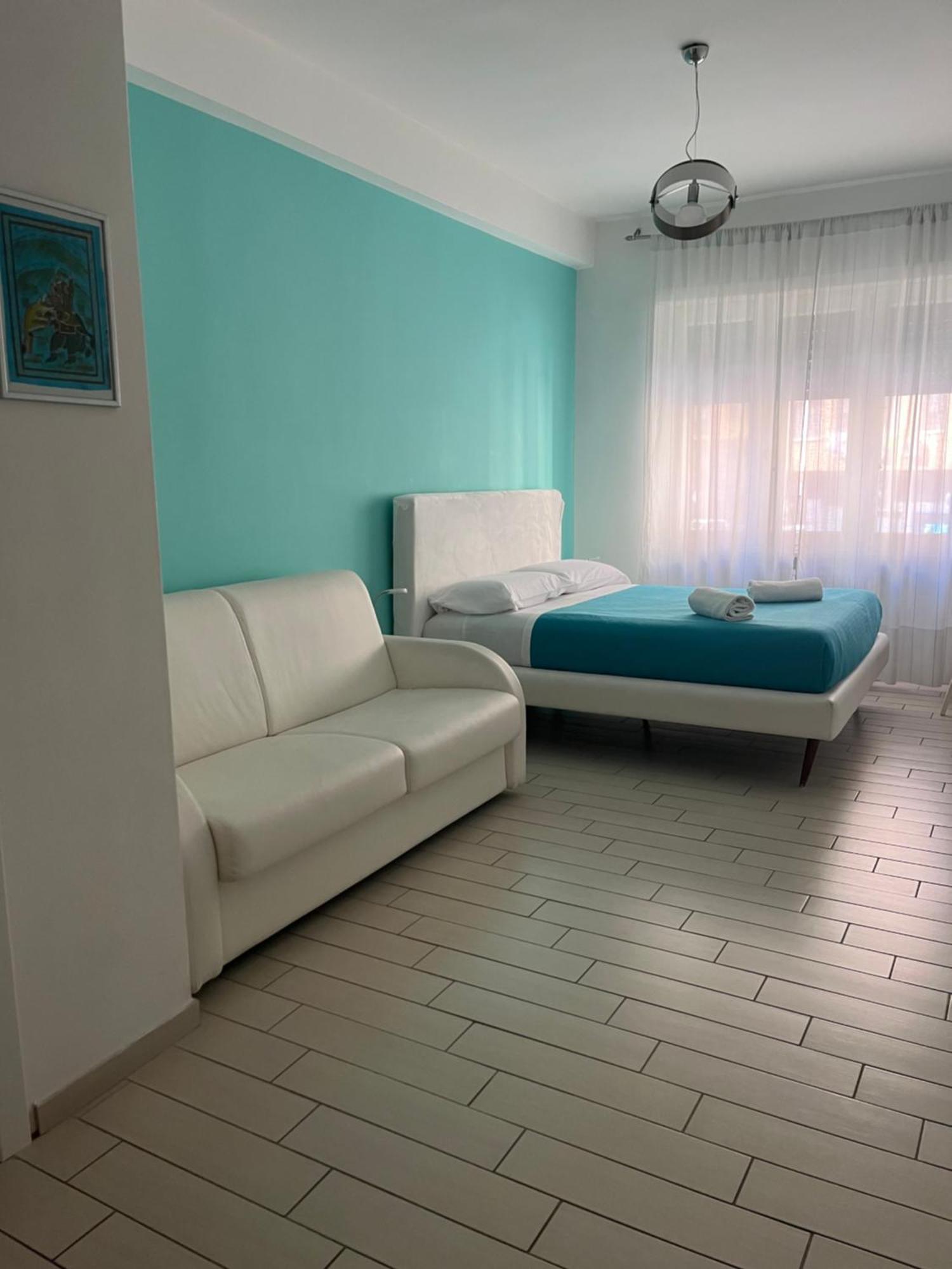 Vomerooms Naples Luaran gambar