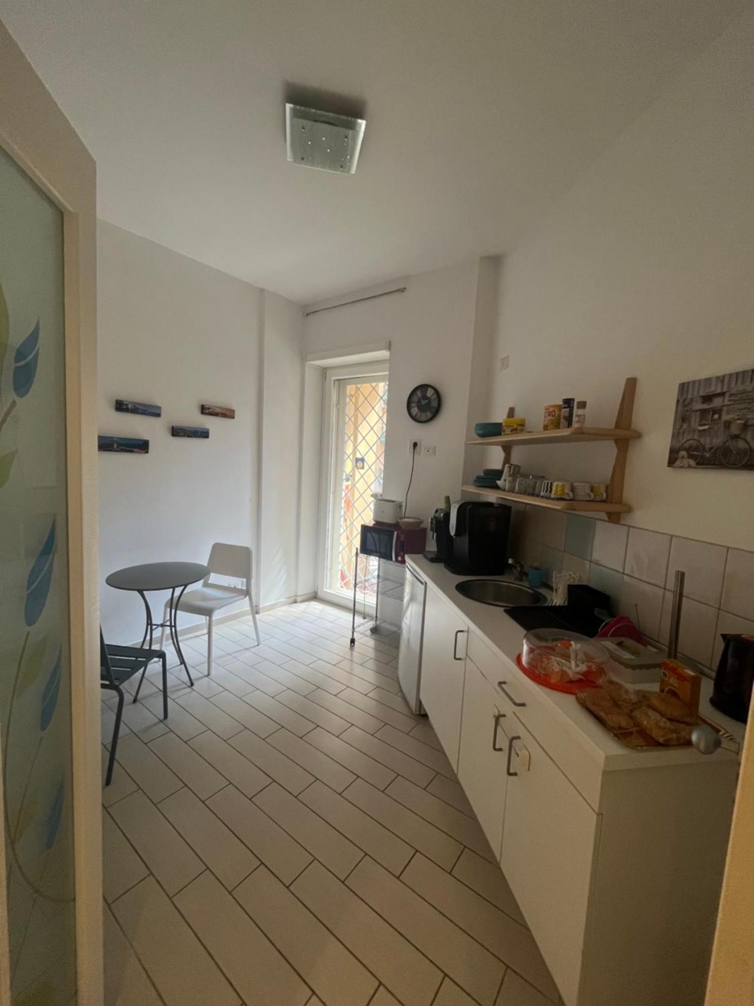 Vomerooms Naples Luaran gambar